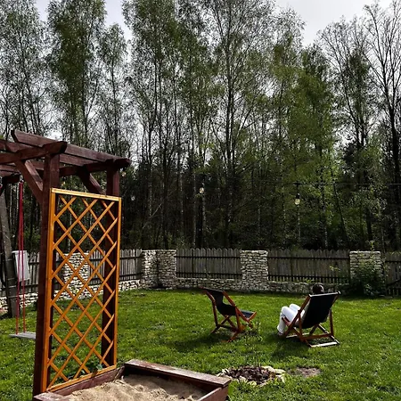 Domek Na Skraju Lasu Uniejow Exteriér fotografie