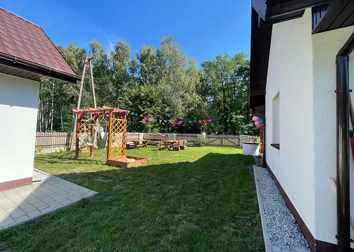 Domek Na Skraju Lasu