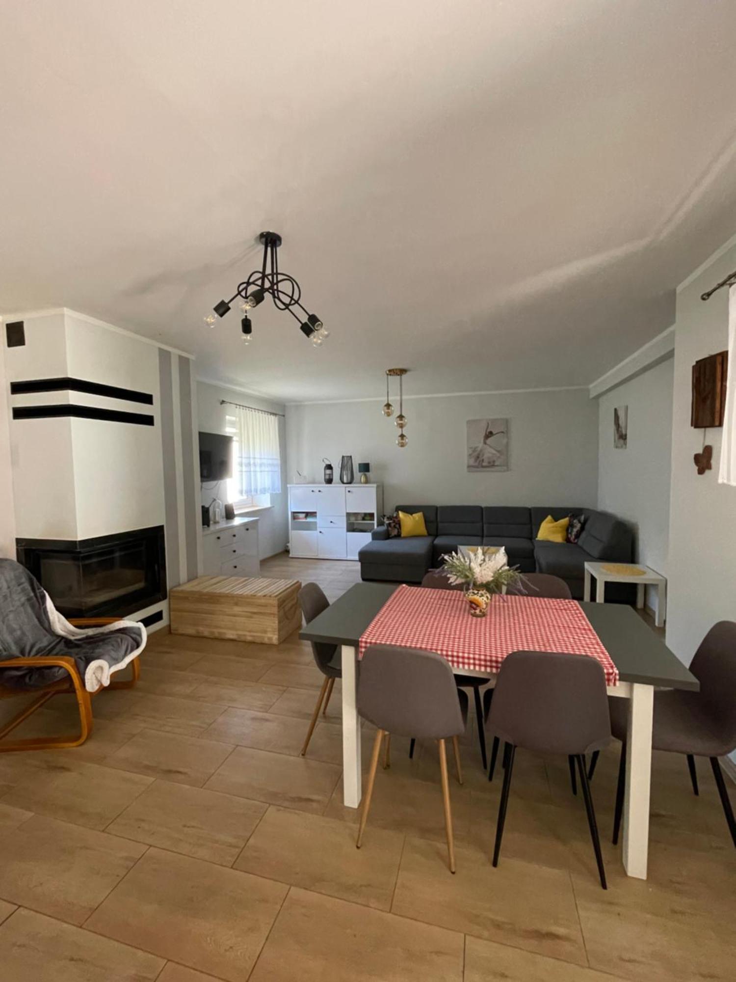 Na Skraju Lasu Apartment *